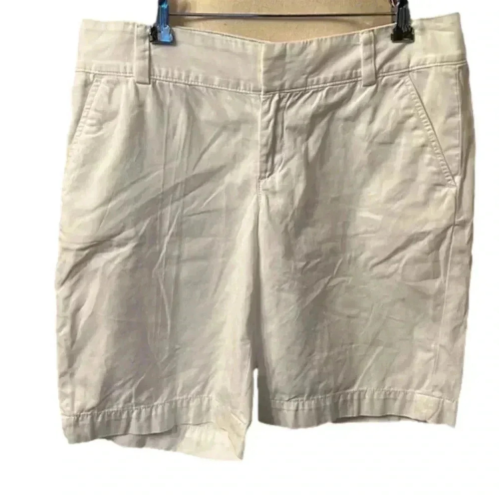 Lilly Pulitzer White The Clipper Short Size 8